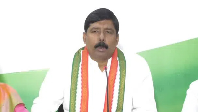 సంక్రాంతి తర్వాత పార్టీలో పెనుమార్పులు : రుద్రరాజు