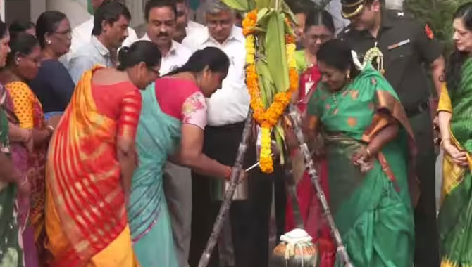 ఇది రాజకీయ పర్యటన కాదు : తమిళిసై