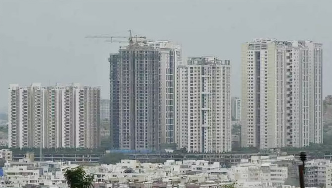 హైదరాబాద్‌కు కలిసివచ్చిన రియల్‌ రంగం