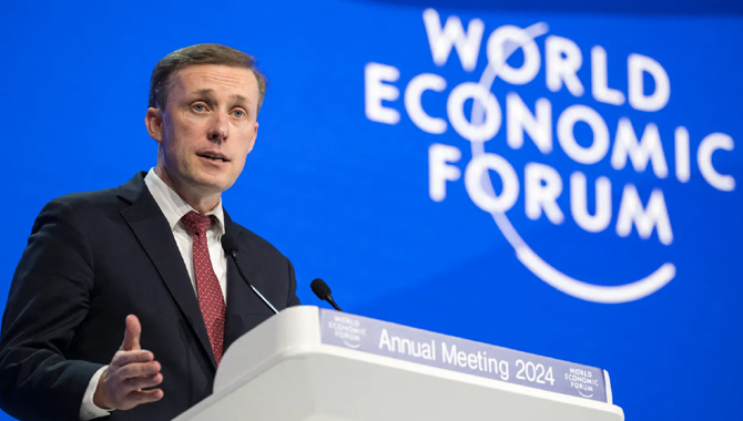 ఉక్రెయిన్ కు సాయం చేస్తూనే ఉంటాం : అమెరికా