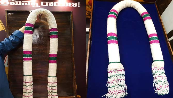 అయోధ్య రాములోరికి హైదరాబాద్ నుంచి… ముత్యాల హారం