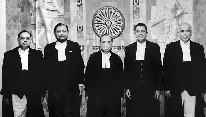 అయోధ్య వేడుకకు ఆ ఐదుగురికి ఆహ్వానం