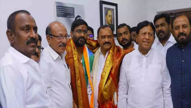 ఎమ్మెల్సీలుగా బల్మూరి వెంకట్, మహేష్ గౌడ్ ఏకగ్రీవం