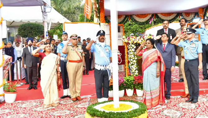 నియంతృత్వ ధోరణికి ప్రజలు చరమగీతం పాడారు : తమిళిసై