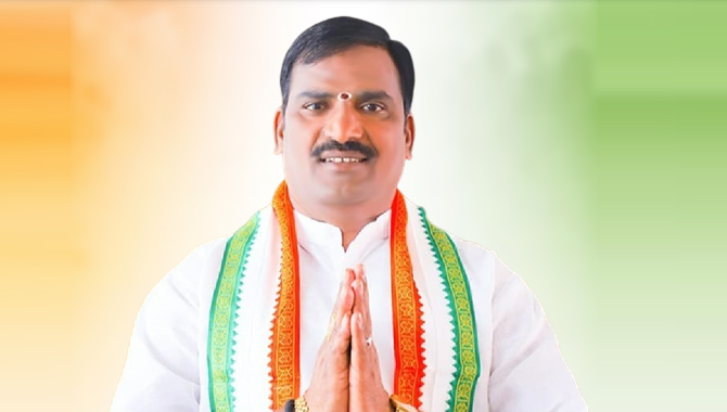 తెలంగాణ ప్రభుత్వ విప్ ఐలయ్య ..సంచలన నిర్ణయం…9 రూపాయలే తీసుకుంటా