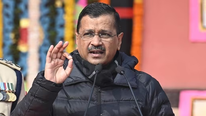 కేజ్రీవాల్ సంచలన ఆరోపణలు.. ఒక్కొక్కరికి రూ.25 కోట్ల ఆఫర్