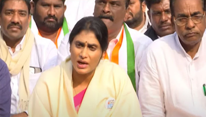 ఒక ఎమ్మెల్యే, ఎంపీ లేరు .. అయినా ఆ పార్టీయే రాష్ట్రంలో : వైఎస్ షర్మిల