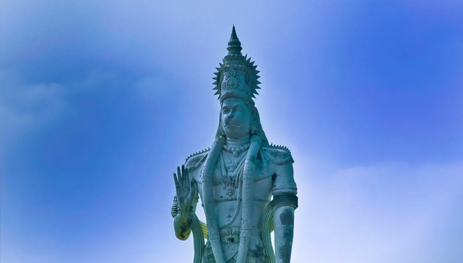 ప్రపంచంలోనే ఎత్తయిన ఆంజనేయ స్వామి విగ్రహం