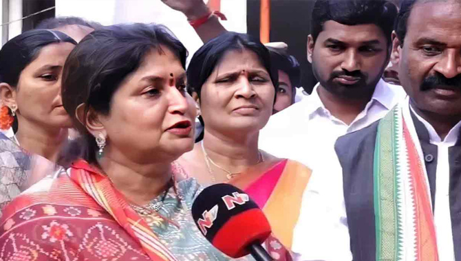 వారు పోటీ చేయకుంటే తనకు అవకాశం ఇవ్వాలి : భట్టి సతీమణి నందిని