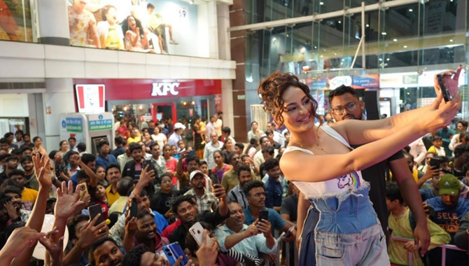 Seerat Kapoor Unveils Enchanting Song “Swapna Sundari” at CMR Shopping Mall, Vizag