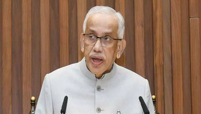 విద్యకు అత్యంత ప్రాధాన్యం :  గవర్నర్ అబ్దుల్ నజీర్