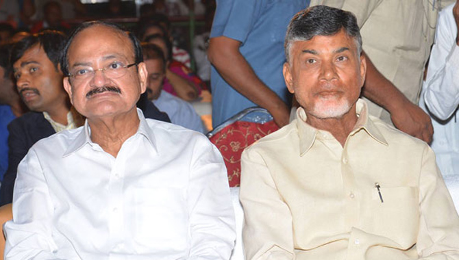 నేను చెప్పిన రెండు పాటించి ఉంటే బాగుండేది.. చంద్రబాబు గురించి వైరల్ అవుతున్న వెంకయ్య స్టేట్మెంట్..