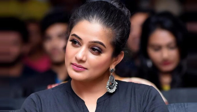 ప్రియ‌మ‌ణి డిమాండ్ అలాంటిది మ‌రి!