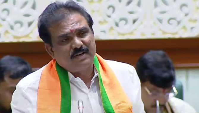 ఆరు గ్యారంటీలు తప్ప మరేమీ పట్టించుకోం అనేలా : పాయల్ శంకర్