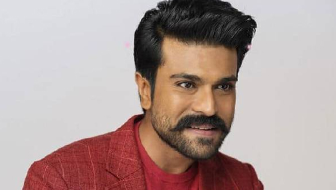 బాలీవుడ్ ద‌ర్శ‌కుడితో రామ్ చ‌ర‌ణ్ మూవీ?