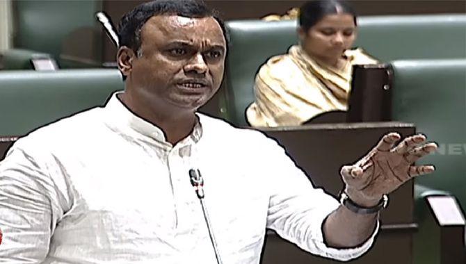 మేం తలచుకంటే.. మీలా చేయగం… కానీ చేయం