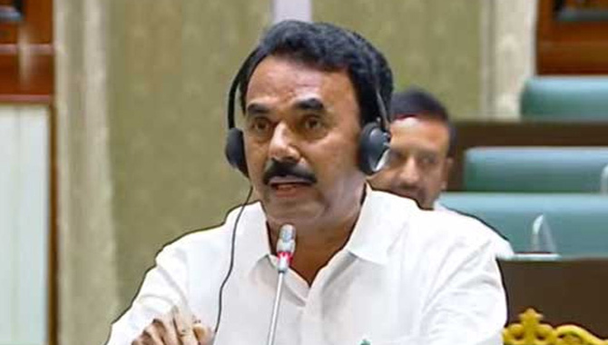 కేంద్రం వద్ద బీఆర్ఎస్ సర్కారు ఎందుకు మోకరిల్లింది? : మంత్రి జూపల్లి