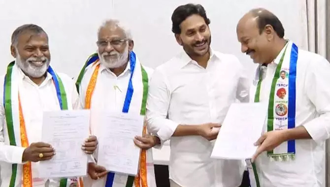 రాజ్యసభ ఎన్నికలకు వైసీపీ అభ్యర్థులు నామినేషన్ లు రాజ్యసభ ఎన్నికలకు వైసీపీ అభ్యర్థులు నామినేషన్ లు