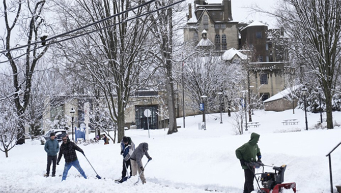 అమెరికాలో మంచు తుపాను