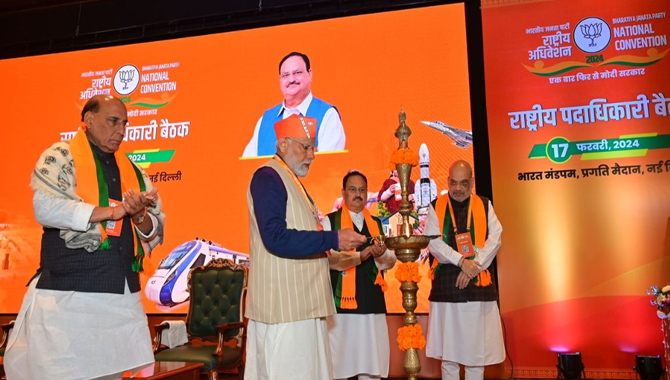 23 ఏళ్లుగా ప్రభుత్వాధినేతగా ఉన్న.. ఎలాంటి అవినీతి ఆరోపణలు లేవు : మోదీ