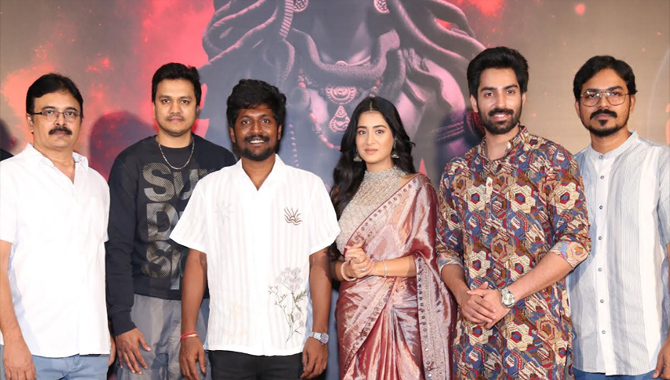 ఇండియన్ సినిమాలో తొలి 𝐀𝐈 జెనరేటడ్ లిరికల్ వీడియో గా భూతద్ధం భాస్కర్ నారాయణ ‘శివ ట్రాప్ ట్రాన్స్’ సాంగ్