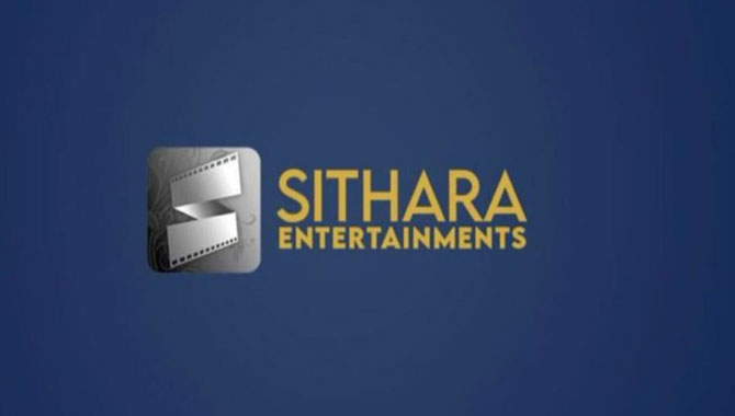 సితార సంస్థ‌కు నోటీసులు