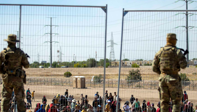 టెక్సాస్ సరిహద్దులో కాల్పులు..