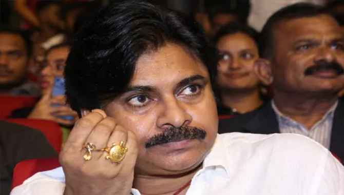 పవన్ కళ్యాణ్ నాగబంధం వెనుక అసలు సీక్రెట్..