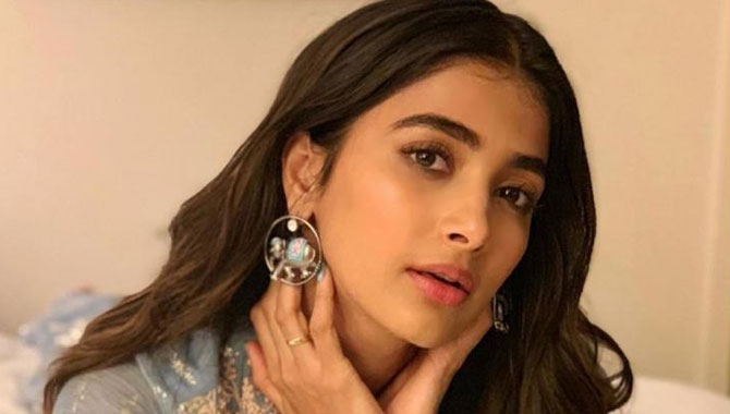 ఆఫ‌ర్లు లేక‌పోయినా పూజా డిమాండ్స్