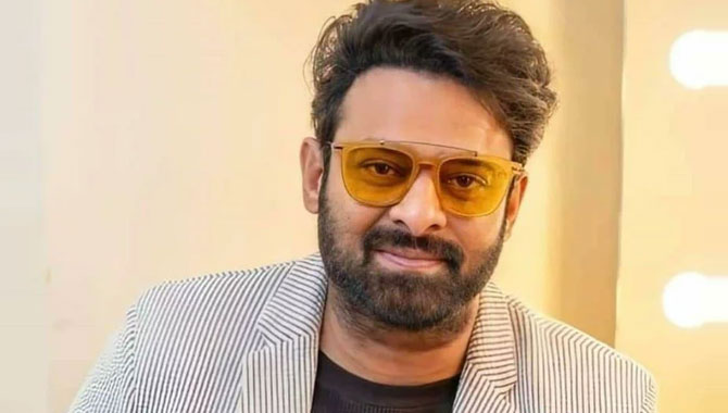 సైలెంట్ గా ప‌ని కానిచ్చేస్తున్న ప్ర‌భాస్ డైరెక్ట‌ర్లు