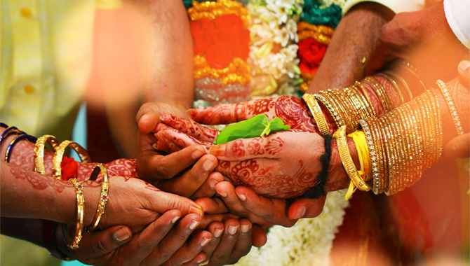 అమెరికా అమ్మాయితో.. తెలంగాణ అబ్బాయి వివాహం