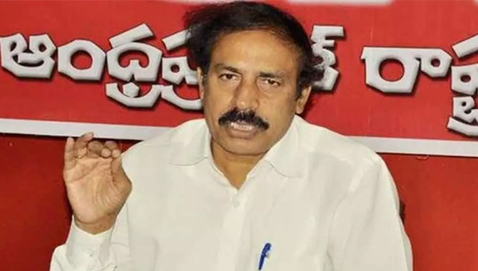 కేంద్రాన్ని అడగలేక ప్రశ్నించిన వారిపై  అక్రమ కేసులు