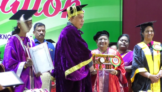 పి. సుశీలకు గౌరవ డాక్టరేట్