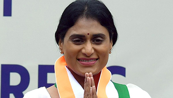 వైఎస్ షర్మిల పోటీ ఎక్కడ..అసెంబ్లీ బరిలో లేక  లోక్‌సభ?