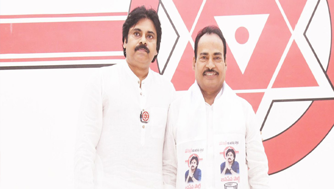 వైసీపీకి షాక్.. జనసేనలో చేరిన ఎమ్మెల్యే శ్రీనివాసులు