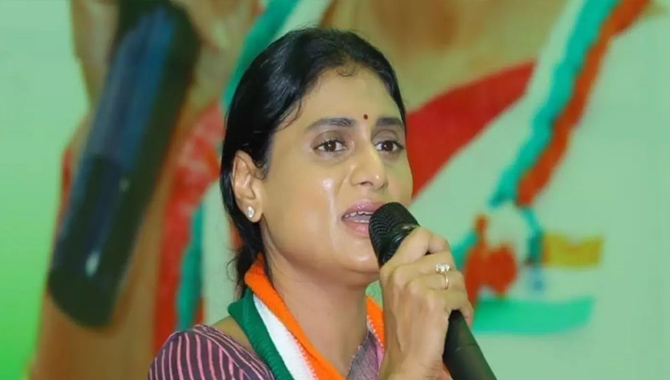 సీఎం అయ్యాక ఆ పార్టీ నుంచి ఒక్కరైనా రాజీనామా చేశారా? : వైఎస్ షర్మిల