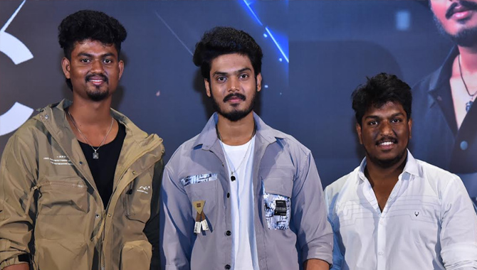 ఆర్ సీ ట్రెండ్ సెట్టర్స్ క్లాతింగ్ తో ఫస్ట్ బ్రాండింగ్ చేయడం హ్యాపీగా ఉంది – హీరో ఆకాష్ పూరి