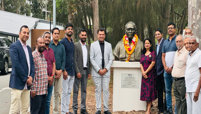 పీవీకి భారతరత్న పై ఆస్ట్రేలియా లో ఘన నివాళి! పీవీకి భారతరత్న పై ఆస్ట్రేలియా లో ఘన నివాళి!