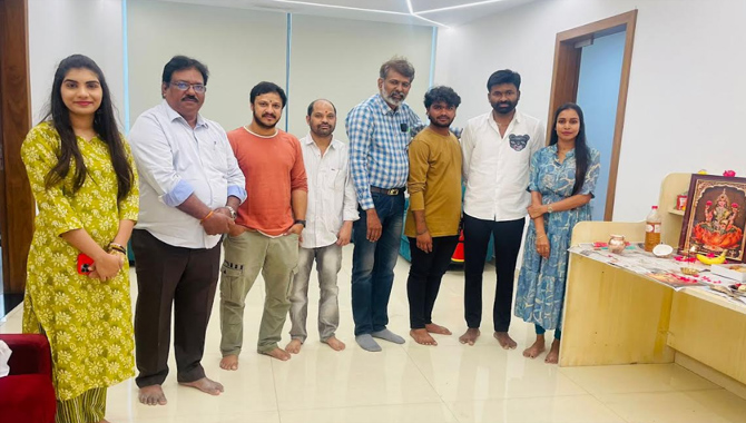 సంజన అన్నే దర్శకత్వంలో వస్తోన్న క్రైమ్ రీల్ చిత్ర డబ్బింగ్ కార్యక్రమాలు ప్రారంభం !!!