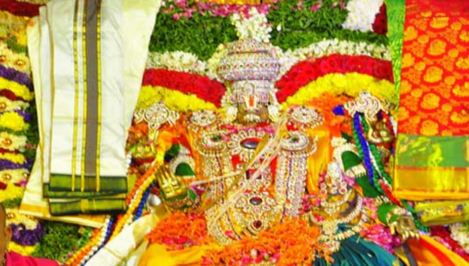 అంగరంగ వైభవంగా యాదగరీశుడి కల్యాణ మహోత్సవం