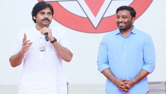కాకినాడ ఎంపీ అభ్యర్థిని ప్రకటించిన పవన్