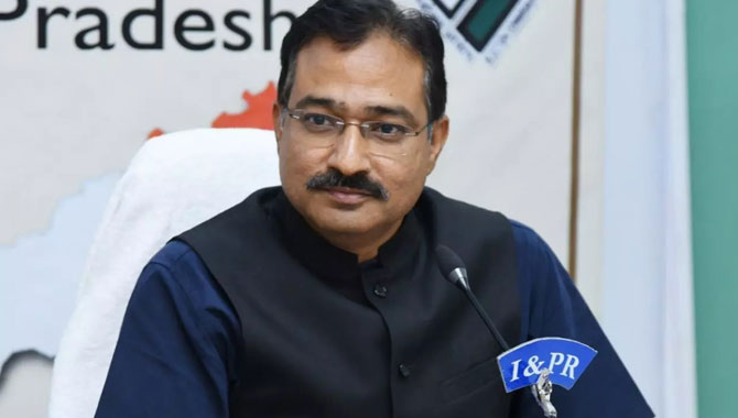 హింసపై సమగ్ర విచారణ.. అవసరమైతే బదిలీలు తప్పవు..ముఖేశ్ కుమార్ మీనా..