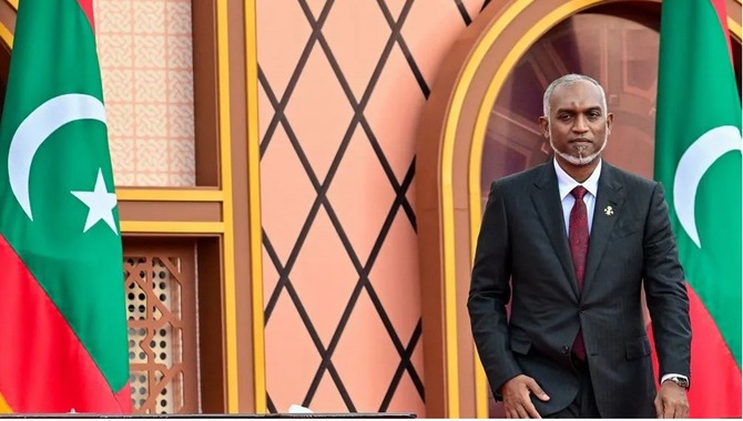 దెబ్బకు దారికొస్తున్న మాల్దీవులు..