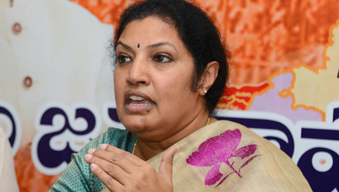 ఓ ప్రముఖ మీడియా సంస్థపై పురందేశ్వరి పరువు నష్టం దావా ..