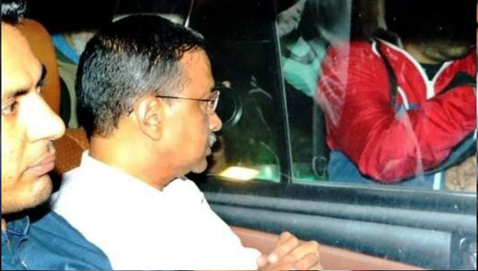 జైలు నుంచే పరిపాలన మొదలుపెట్టిన కేజ్రీవాల్, తొలి ఆదేశాలు జారీ