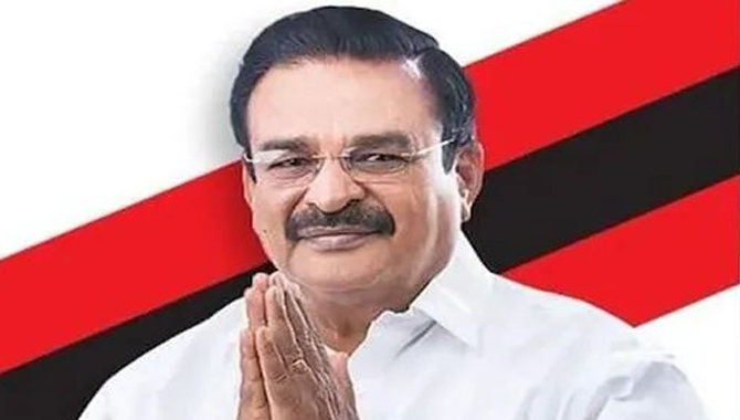 టికెట్ ఇవ్వలేదని పురుగుల మందు తాగిన ఎంపీ