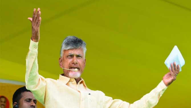 టీడీపీకి వాలంటీర్ల టెన్షన్.! ఉద్యోగాలు సేఫ్ అంటూ భరోసా..!!