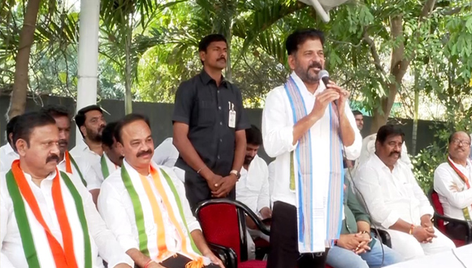 వంద రోజుల పాలనకు లోక్ సభ ఎన్నికలు రెఫరెండం :  రేవంత్