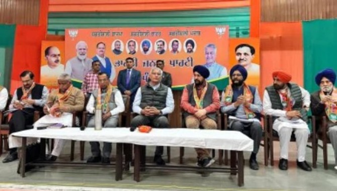 పంజాబ్‌లో కమలానికి ఎదురీతేనా..?