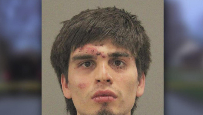 అమెరికాలో మరోసారి కలలకం…దుండగుడి కత్తిపోట్లకు అమెరికాలో మరోసారి కలలకం…దుండగుడి కత్తిపోట్లకు